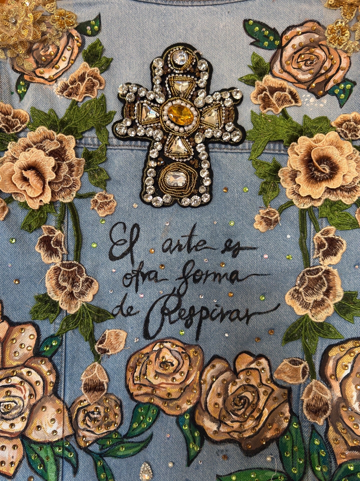 Chamarra el renacer de las flores